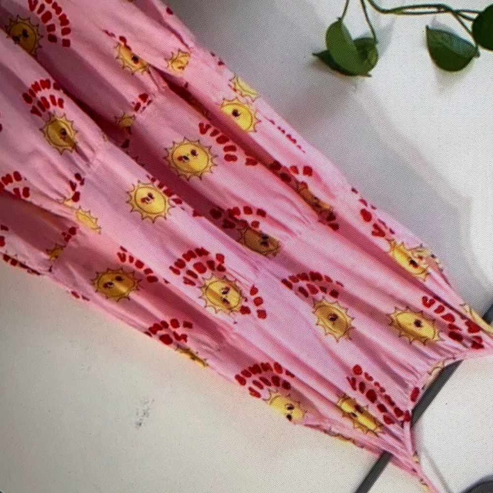 Adorable sleeveless heart patterns dress